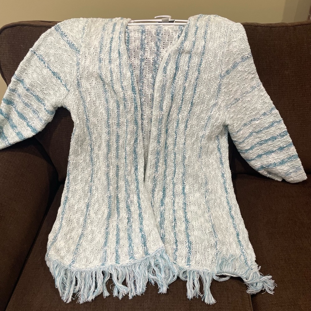 cjbanks light weight sweater cover up. Beautiful, size 1X